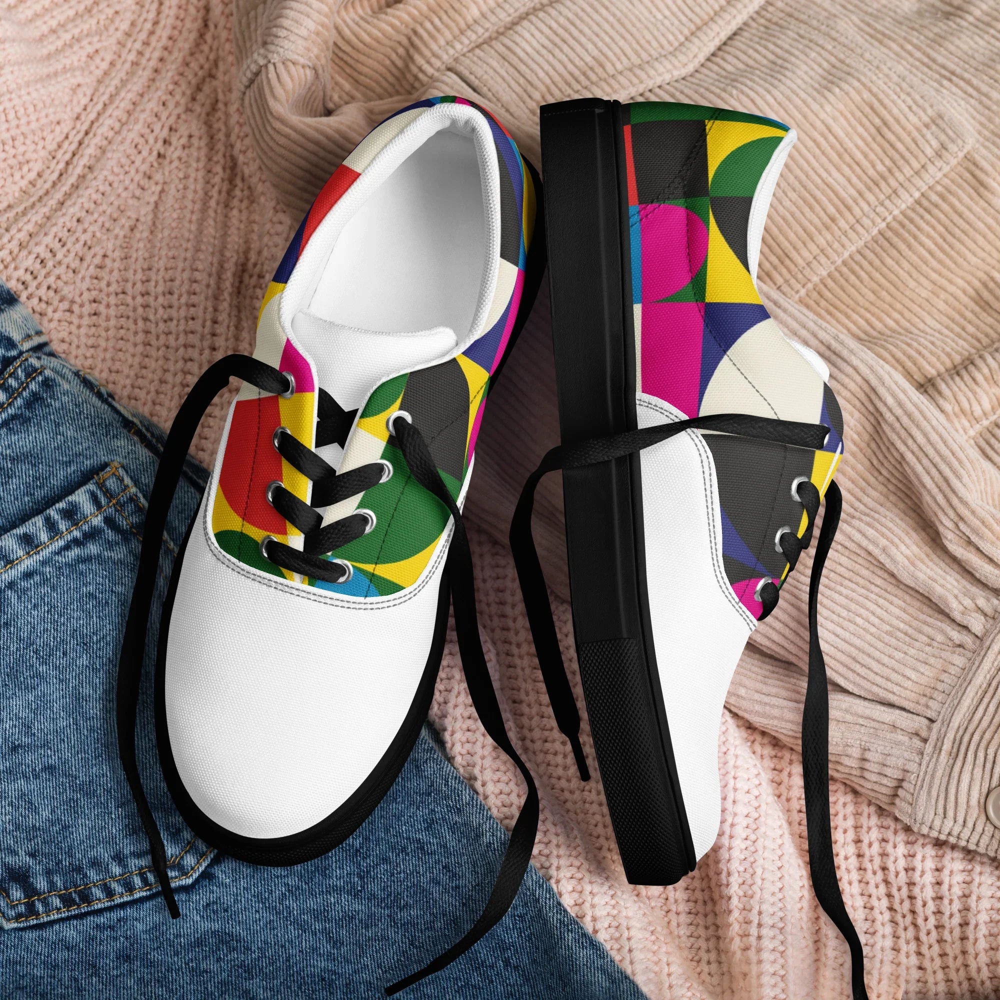 Men’s lace-up canvas shoes